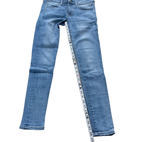 American Eagle Women’s Size 4 Regular Light Wash Super Super Stretch Jeggings - Picture 7 of 15